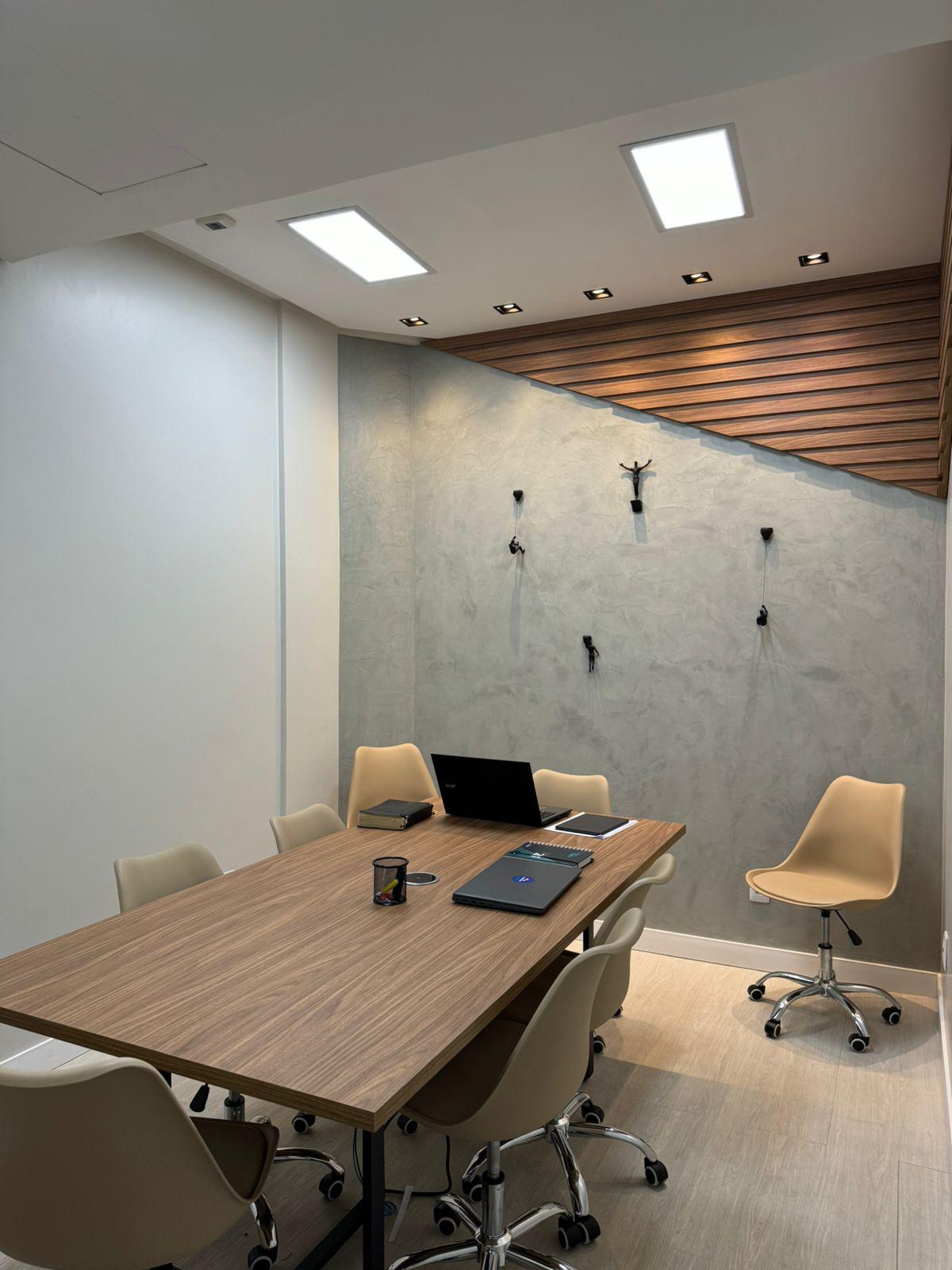 Sala de reunião da Cicatriclin Araguaína